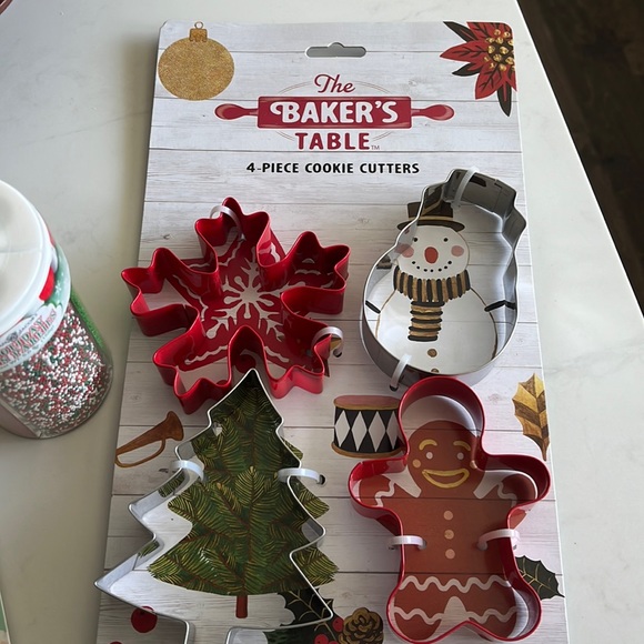 Holiday Cookie Decorating Kit - Picture 2 of 5